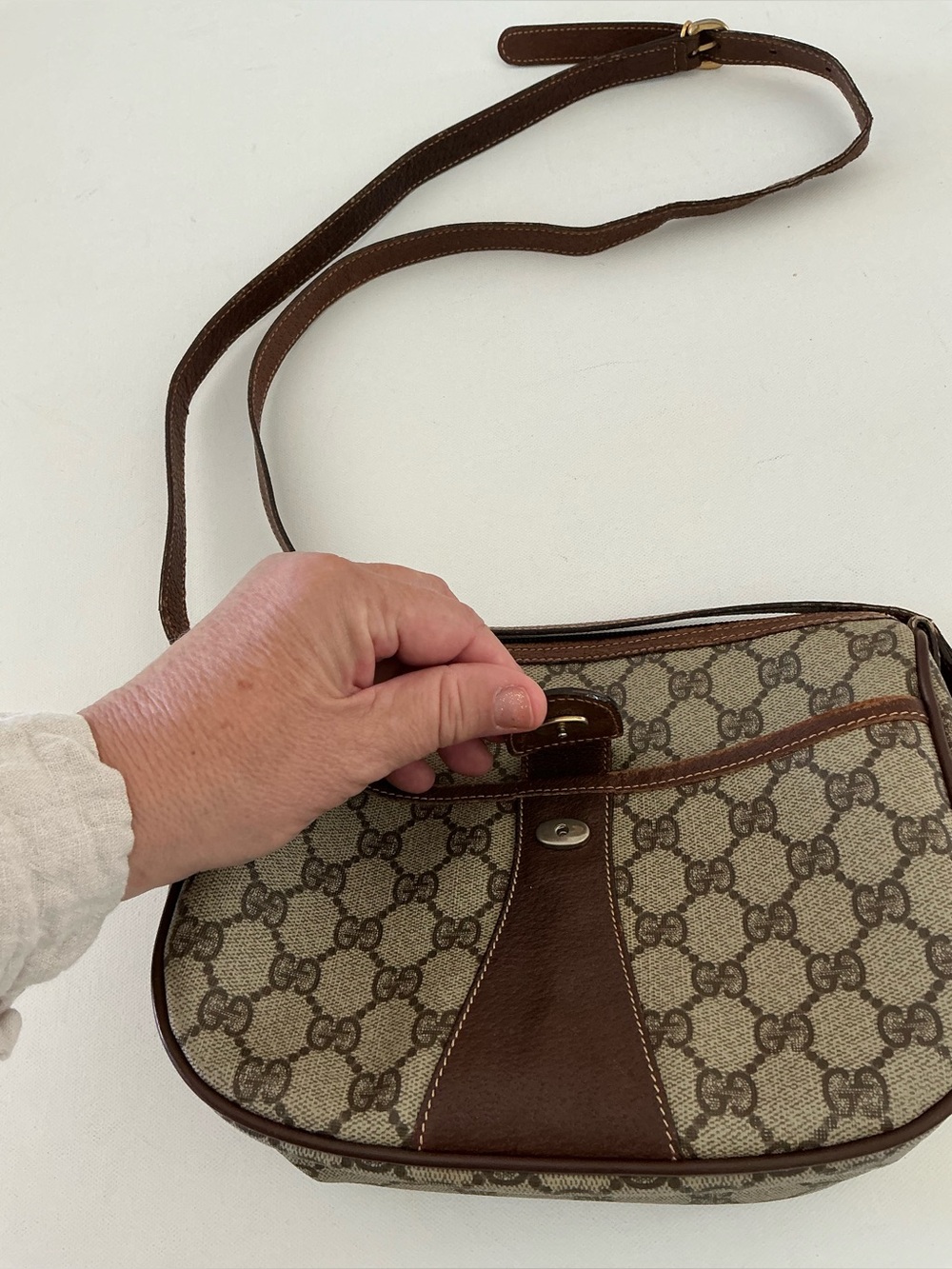 Gucci Vintage Gucci GG Supreme Crossbody Bag Web Stripe Monogram Shoulder Bag - Picture 5 of 16